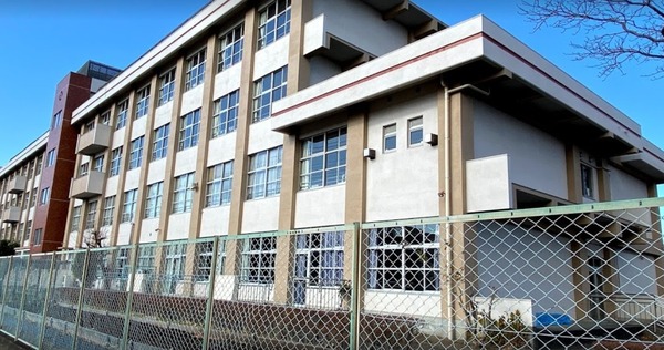 八王子市高倉町の中古一戸建て(八王子市立高倉小学校)