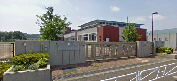 八王子市七国2丁目の中古一戸建て(八王子市立七国中学校)
