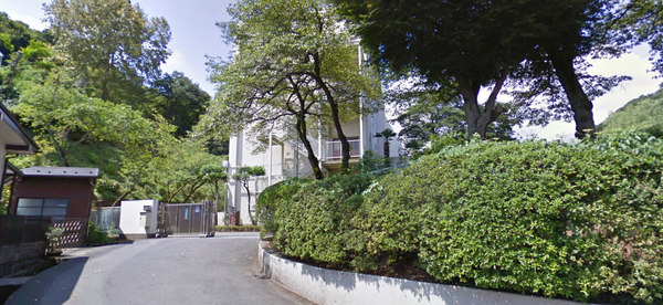 八王子市初沢町の中古一戸建て(八王子市立浅川中学校)