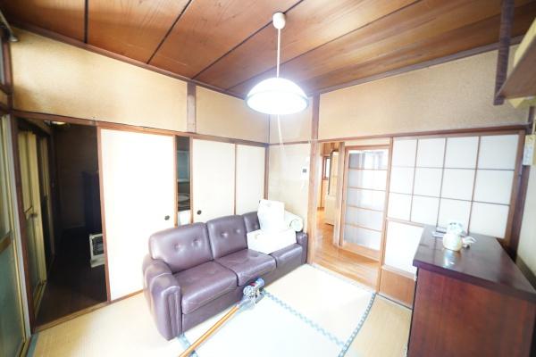 八王子市初沢町の中古一戸建て
