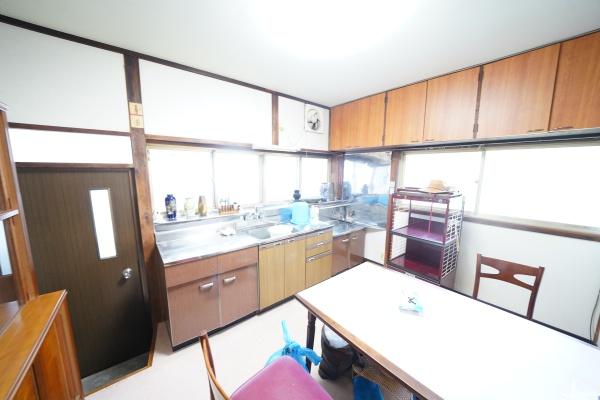 八王子市初沢町の中古一戸建て