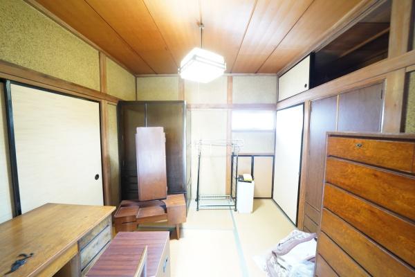 八王子市初沢町の中古一戸建て