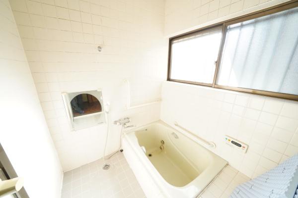 八王子市初沢町の中古一戸建て