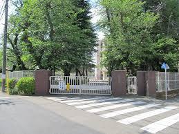 府中市美好町3丁目の中古一戸建て(府中市立府中第四中学校)