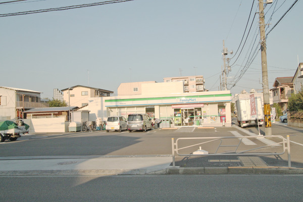 八王子市東浅川町の中古一戸建て(ファミリーマート秀栄東浅川町店)