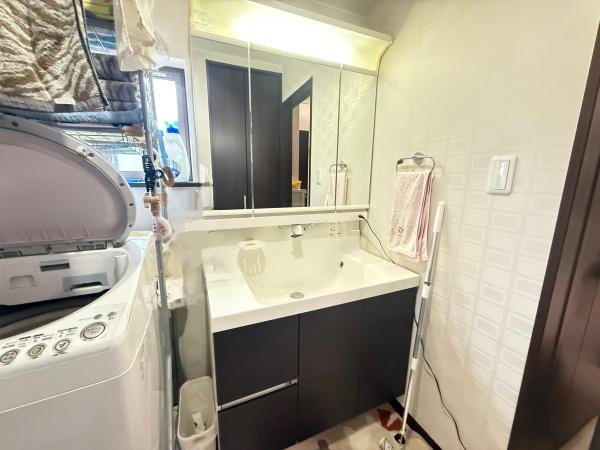 八王子市東浅川町の中古一戸建て