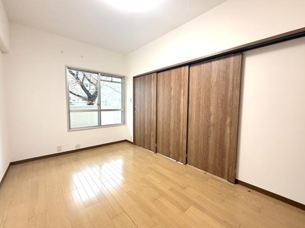 昭島つつじが丘ハイツ４号棟