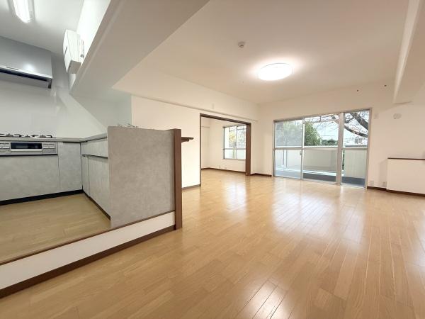 昭島つつじが丘ハイツ４号棟