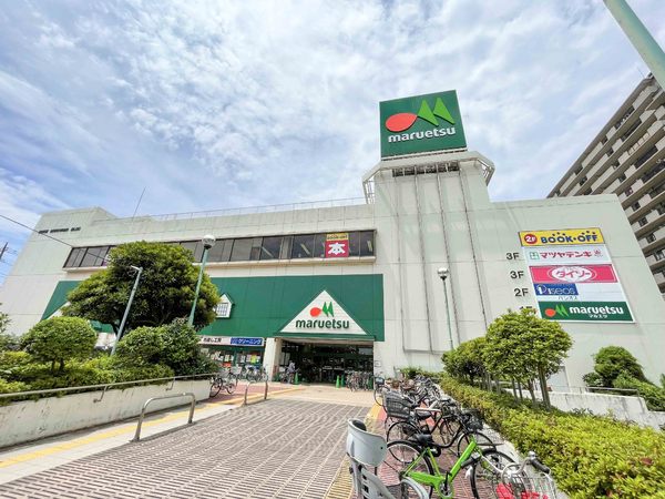 千葉市稲毛区小仲台７丁目の土地(マルエツ稲毛店)