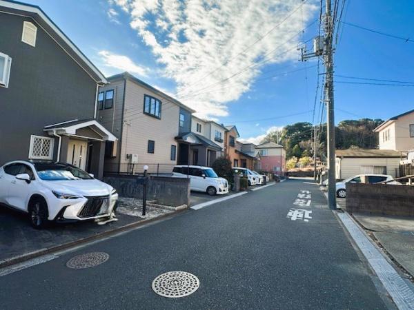 駅9分、小学校3分、イオン5分、公園2分　おゆみ野南3丁目