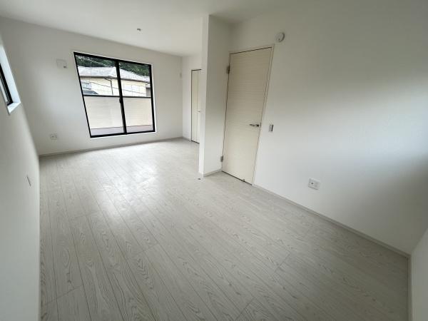 四街道市つくし座2丁目新築一戸建て