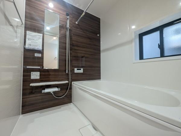 グラファーレ千葉市緑区おゆみ野中央8丁目新築一戸建て(バス)