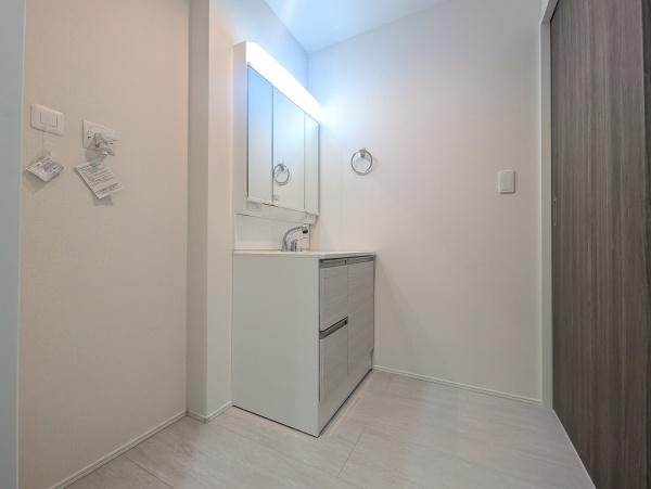 グラファーレ千葉市緑区おゆみ野中央8丁目新築一戸建て(洗面台・洗面所)