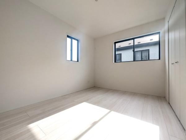 グラファーレ千葉市緑区おゆみ野中央8丁目新築一戸建て(洋室)