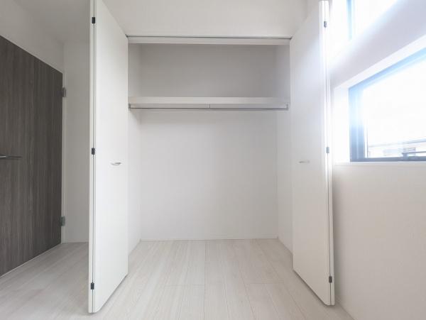 グラファーレ千葉市緑区おゆみ野中央8丁目新築一戸建て(収納)