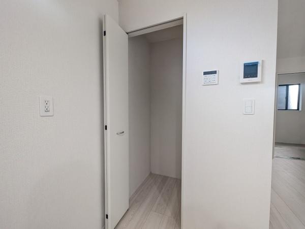 グラファーレ千葉市緑区おゆみ野中央8丁目新築一戸建て(収納)