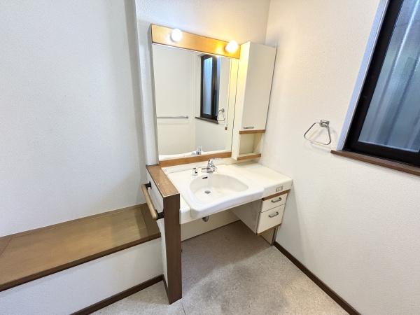 千葉市若葉区みつわ台2丁目の中古一戸建て(洗面台・洗面所)