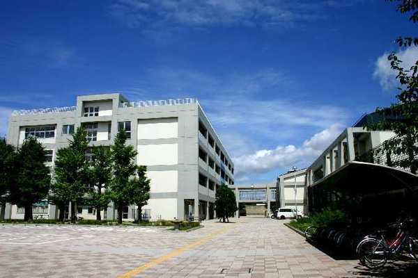 千葉市稲毛区轟町５丁目の土地(千葉市立轟町中学校)