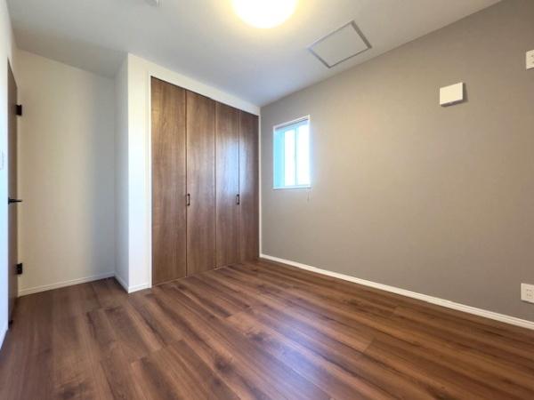 千葉市中央区仁戸名町新築一戸建て