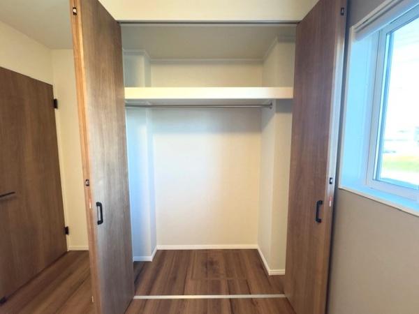 千葉市中央区仁戸名町新築一戸建て