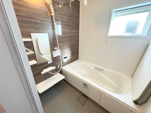 千葉市中央区仁戸名町新築一戸建て