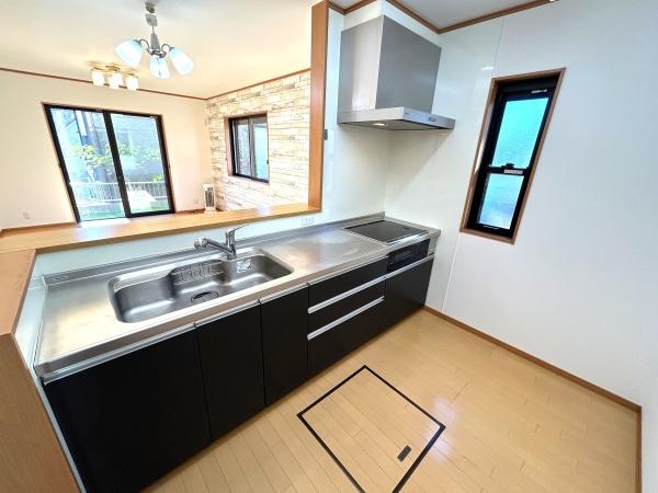 千葉市若葉区貝塚１丁目の中古一戸建て