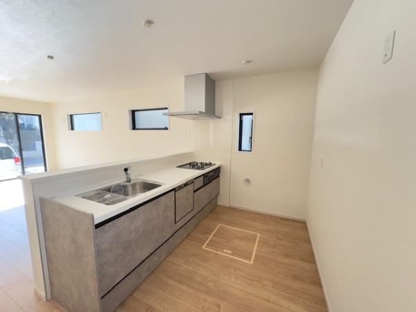 千葉市中央区寒川町3丁目新築一戸建て