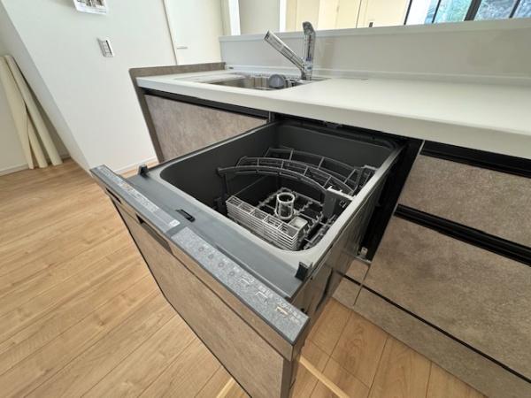 千葉市中央区寒川町3丁目新築一戸建て