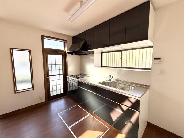 千葉市稲毛区小中台町の中古一戸建て