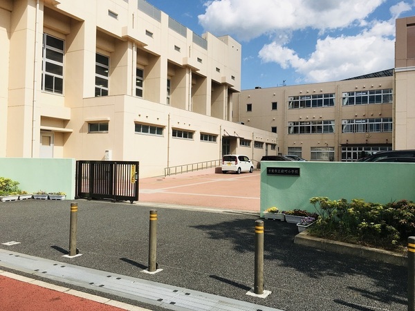 千葉市稲毛区黒砂台１丁目の土地(千葉市立緑町小学校)