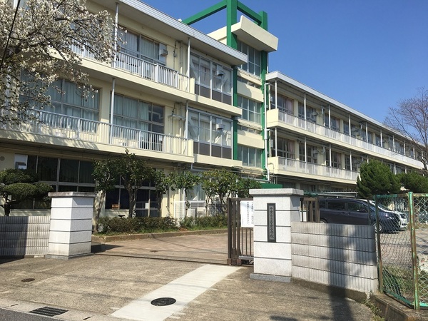 千葉市若葉区小倉台１丁目の土地(千葉市立小倉小学校)