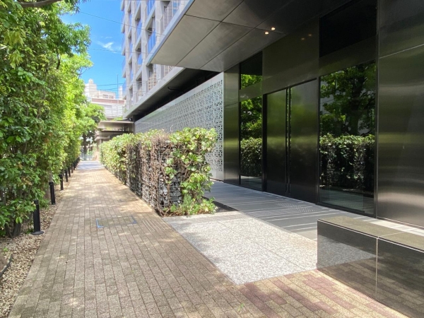 ＴＨＥ　ＲＯＰＰＯＮＧＩ　ＴＯＫＹＯ