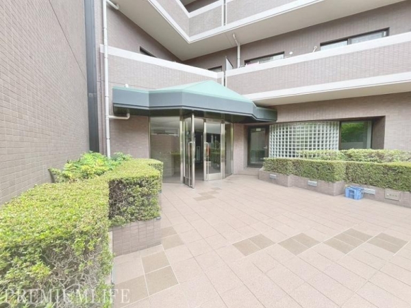 コスモ堀切菖蒲園駅前