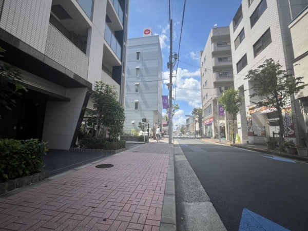 プレシス小岩駅前
