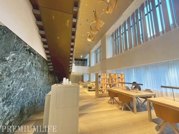ＷＯＲＬＤ　ＴＯＷＥＲ　ＲＥＳＩＤＥＮＣＥ