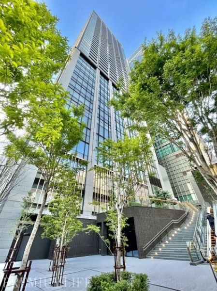 ＷＯＲＬＤ　ＴＯＷＥＲ　ＲＥＳＩＤＥＮＣＥ