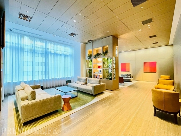 ＷＯＲＬＤ　ＴＯＷＥＲ　ＲＥＳＩＤＥＮＣＥ