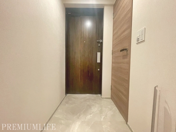 白金ザ・スカイ　ＥＡＳＴ