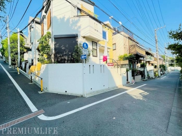 文京区千石２丁目の中古一戸建て