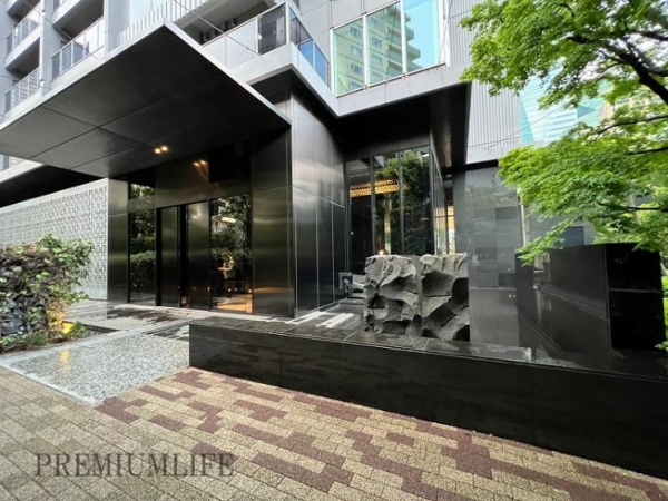 ＴＨＥ　ＲＯＰＰＯＮＧＩ　ＴＯＫＹＯ
