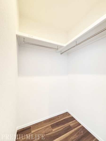 新宿アインスタワー