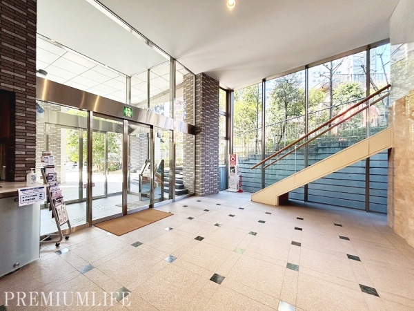 新宿アインスタワー