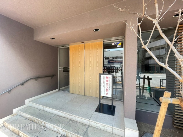 ライフェール新宿御苑ノースサイド