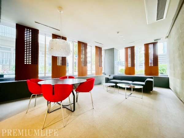 イニシアイオ目黒学芸大学