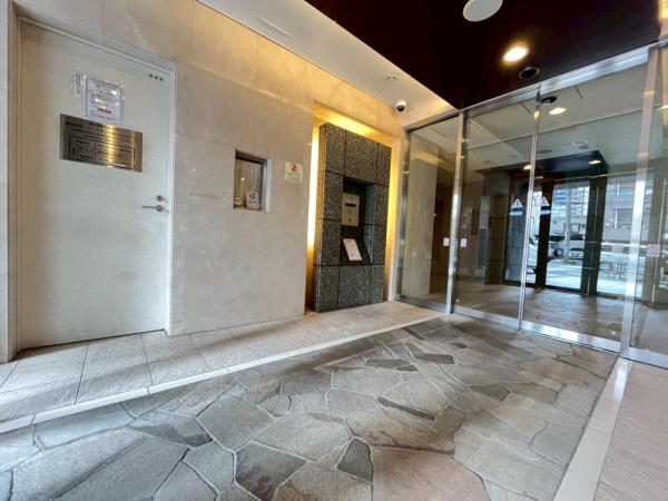 ＬＥ－ＬＩＯＮ　ＩＫＥＢＵＫＵＲＯ　ＣＯＭＦＯＲＴ