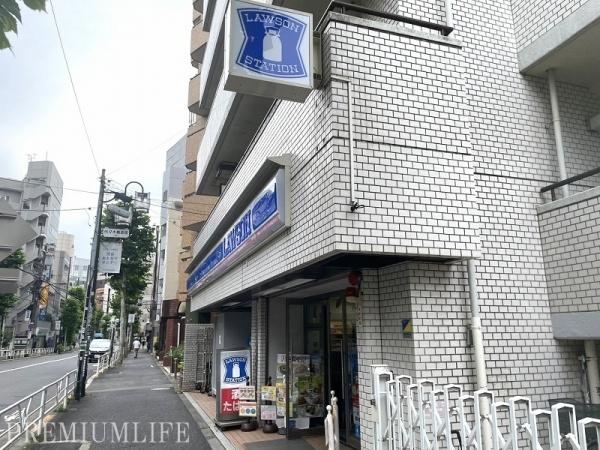 スカイコート代々木(ローソン)