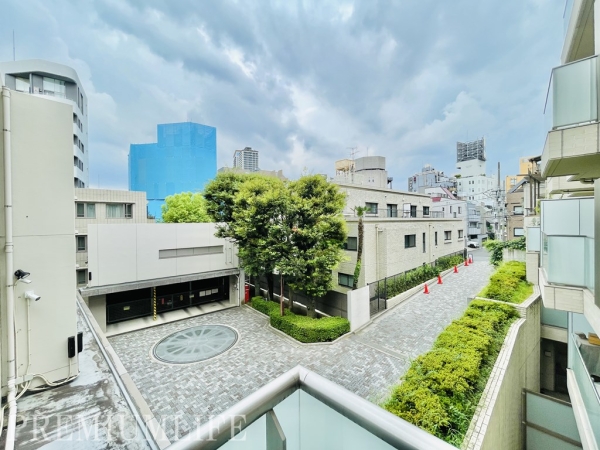 ロイヤルシーズン西麻布