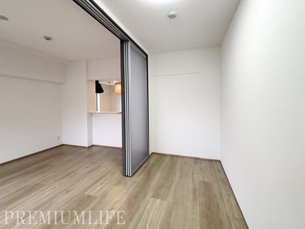 Ｂ　ＣＩＴＹ　ＡＰＡＲＴＭＥＮＴ　ＳＨＩＮＪＵＫＵ　ＮＷ