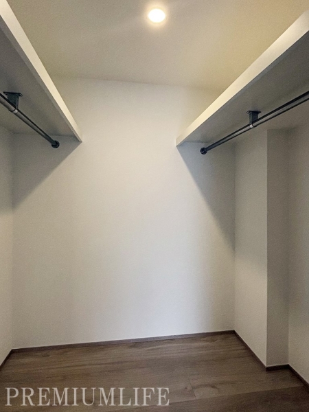 Ｂ　ＣＩＴＹ　ＡＰＡＲＴＭＥＮＴ　ＳＨＩＮＪＵＫＵ　ＮＷ