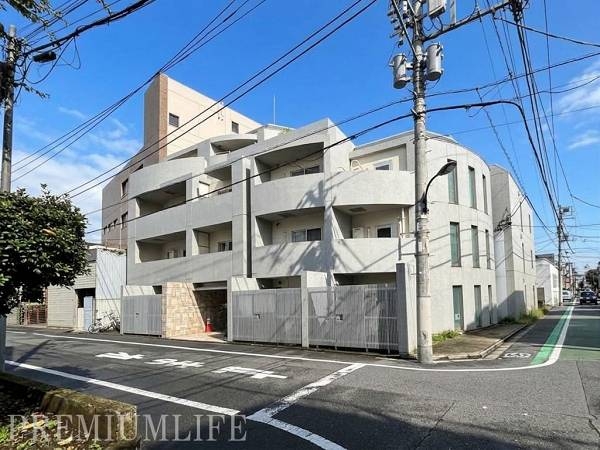 Ｂ　ＣＩＴＹ　ＡＰＡＲＴＭＥＮＴ　ＳＨＩＮＪＵＫＵ　ＮＷ